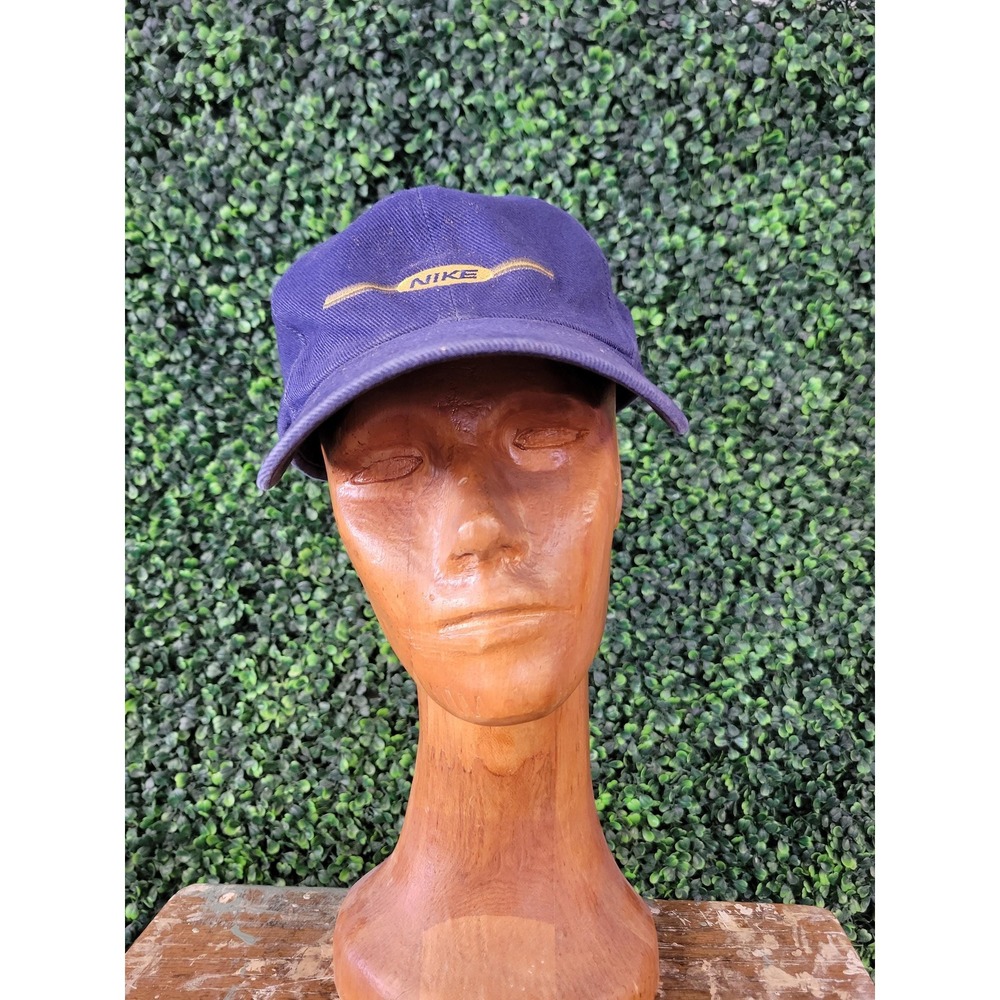 vtg 90s NIKE EMBROIDERED STRAPBACK Hat //  throwback retro vintage cap athletic